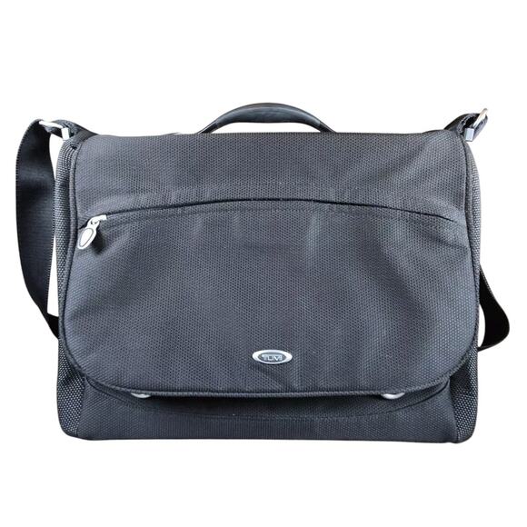 Tumi T3 Bag Ballistic Black Canvas Messenger Computer Crossbody Briefcase - Picture 1 of 10